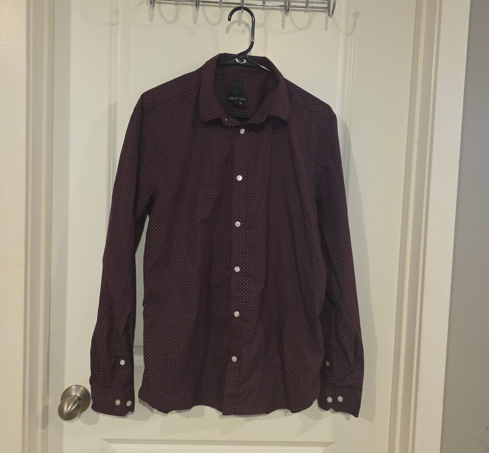 H&M Men's Burgundy Shirt with Micro Dot Pattern US L